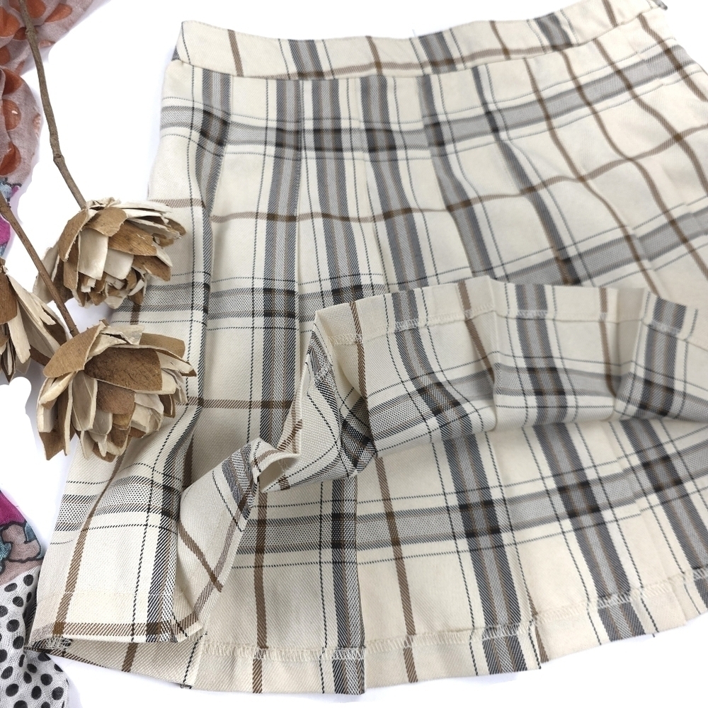 Hesperus Plaid Cream and Brown Women's Skirt Sz 6 Junior Lg - Picture 2 of 8